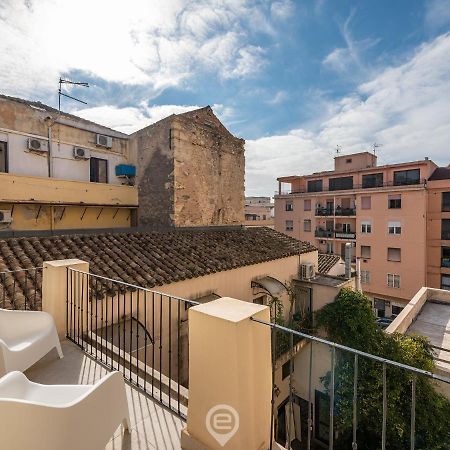 Luisa Apartment カリアリ エクステリア 写真