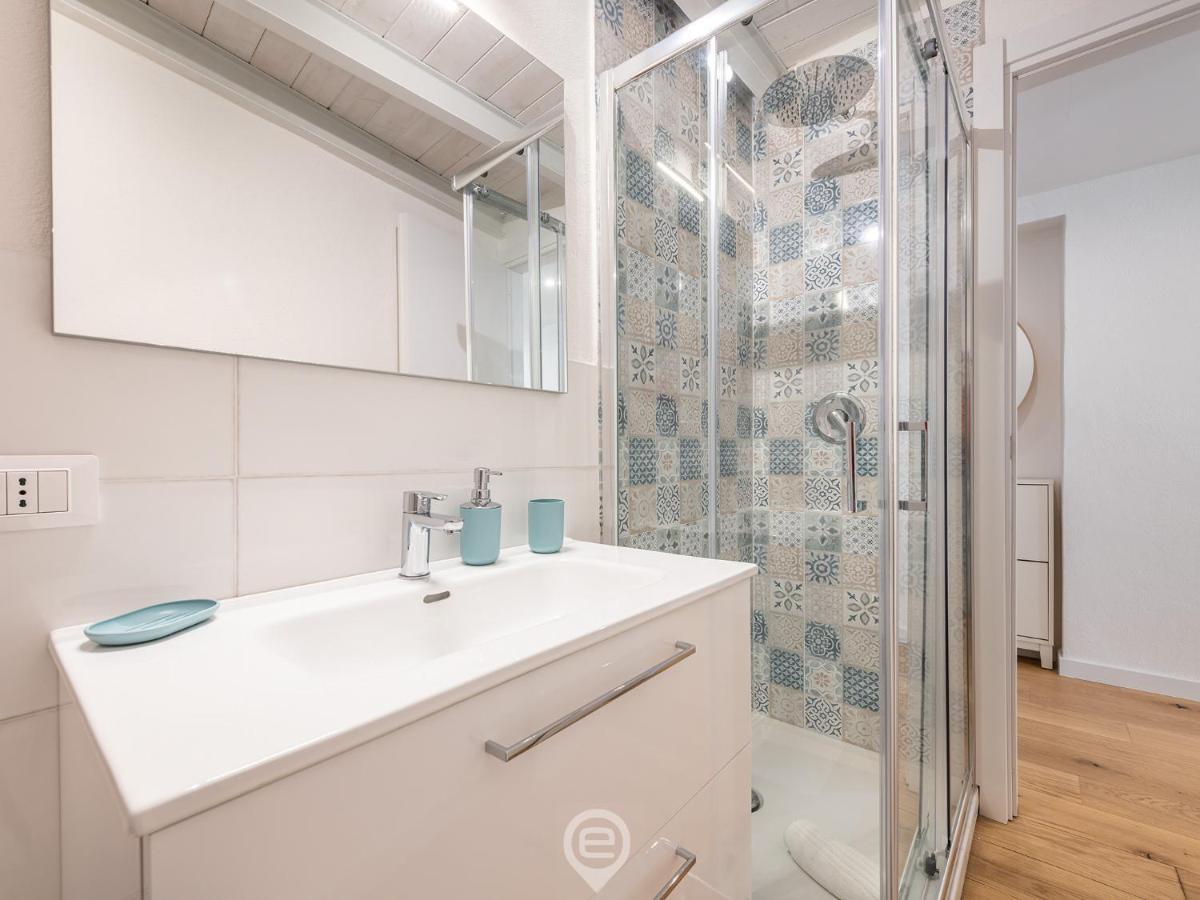 Luisa Apartment カリアリ エクステリア 写真