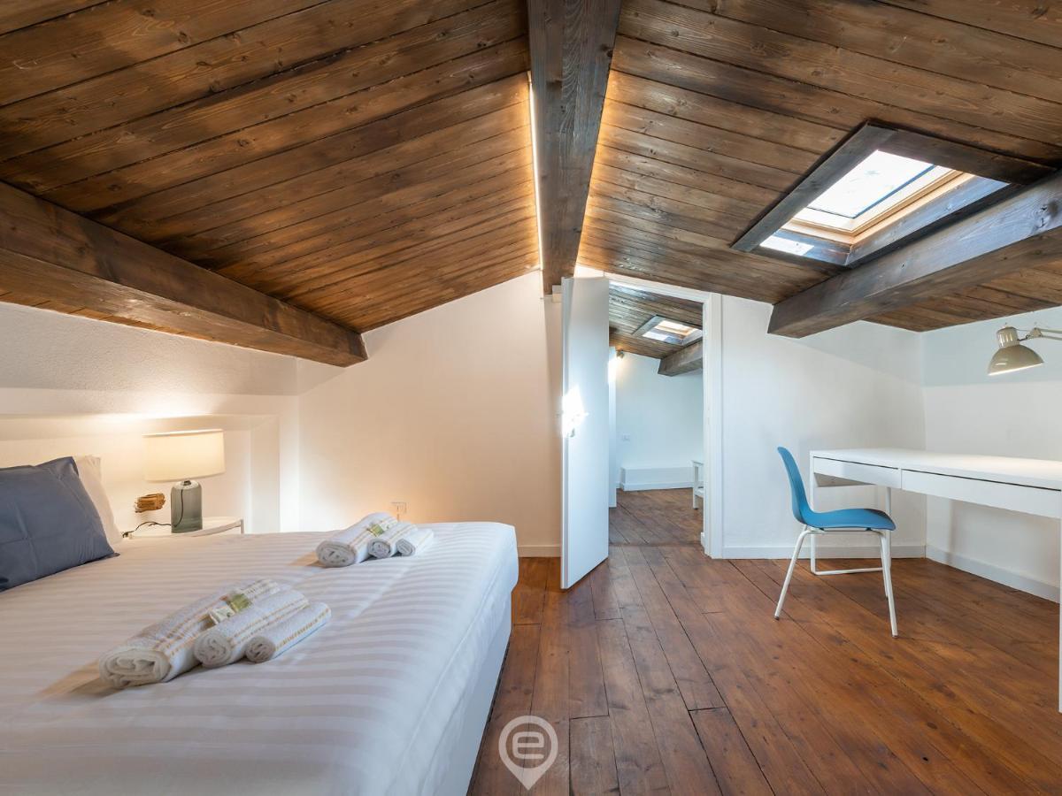 Luisa Apartment カリアリ エクステリア 写真