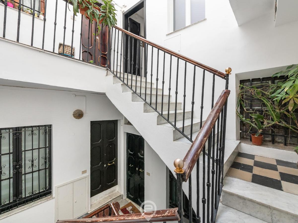 Luisa Apartment カリアリ エクステリア 写真