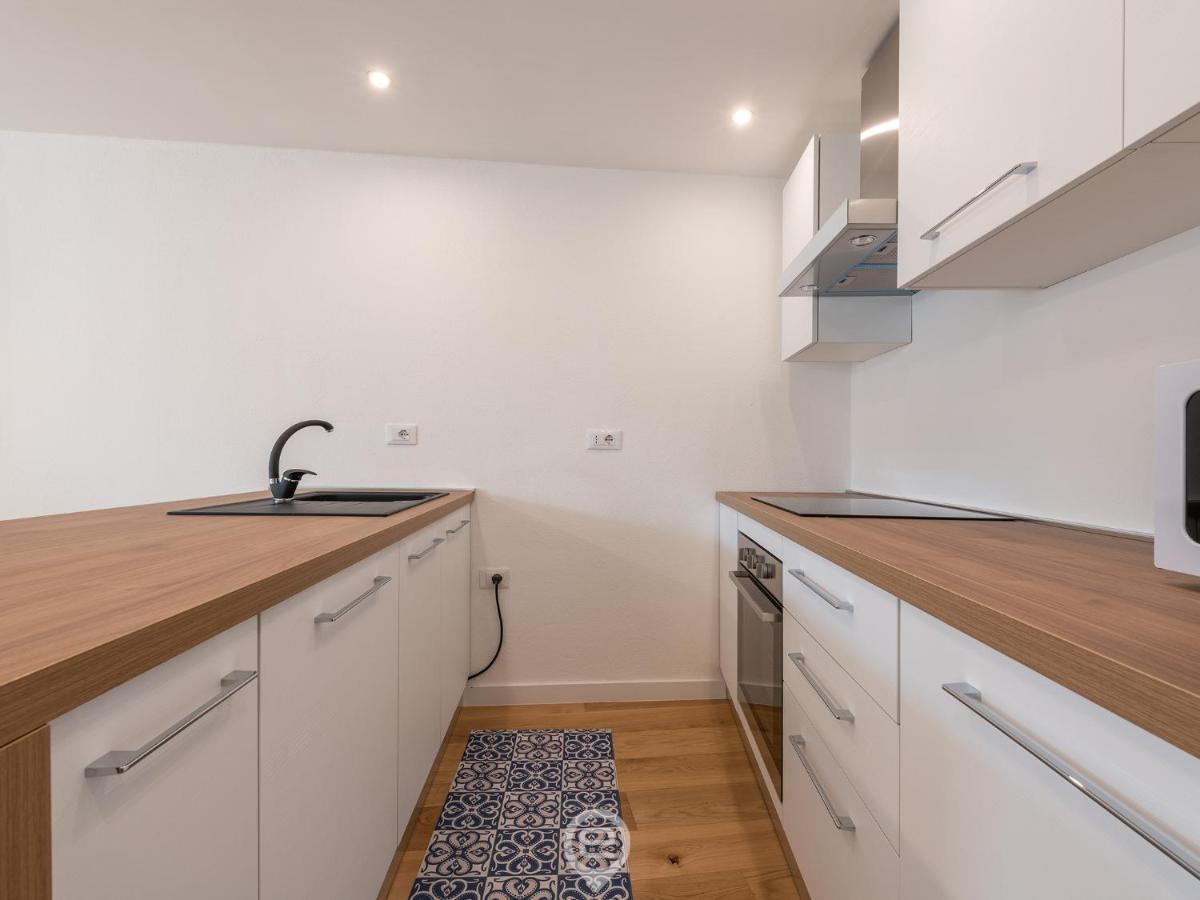 Luisa Apartment カリアリ エクステリア 写真